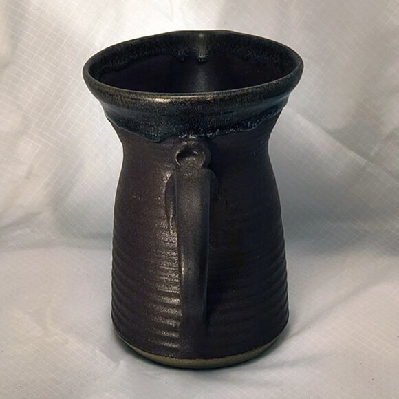 Ceramic Pitcher 6 3/4" tall, 4 1/2" Wide - Picture 3 of 7